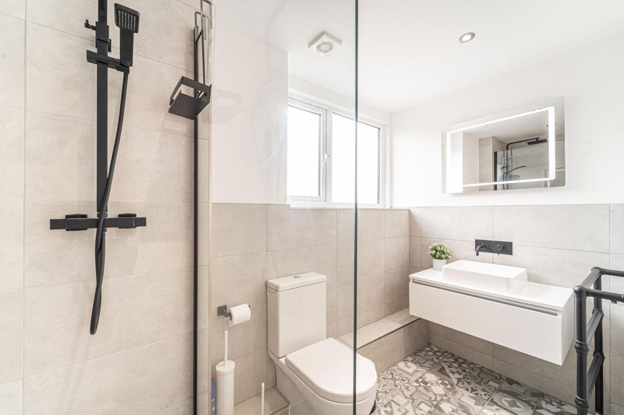 2 The Quadrant Luxury Apartments - Hoylake Exteriör bild