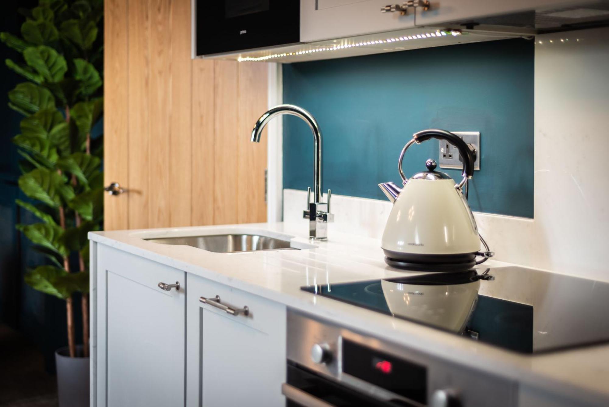 2 The Quadrant Luxury Apartments - Hoylake Exteriör bild