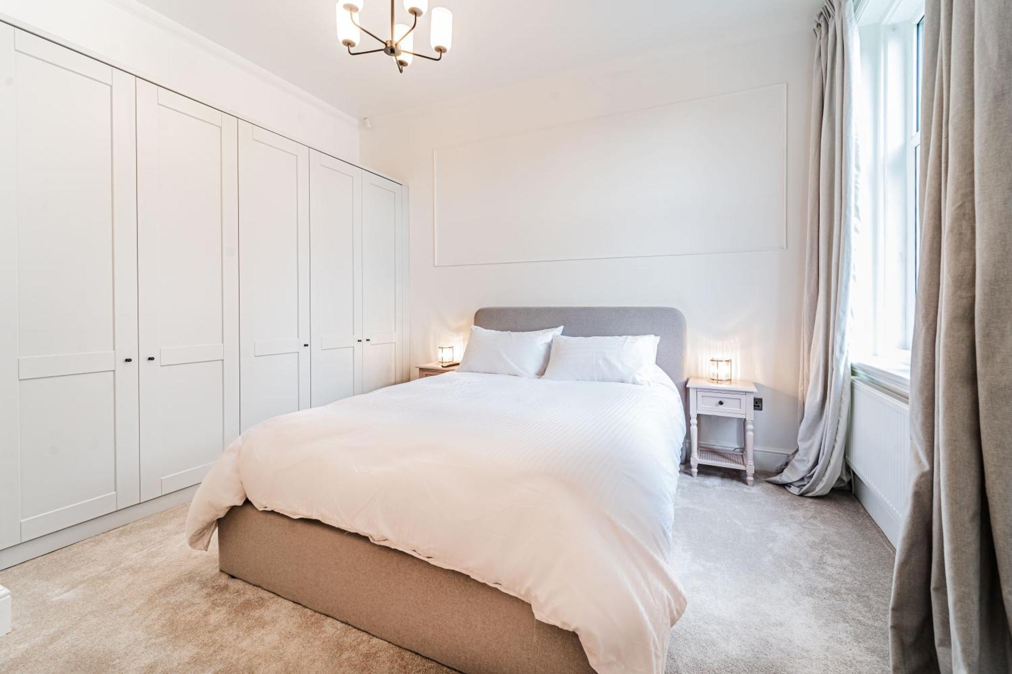 2 The Quadrant Luxury Apartments - Hoylake Exteriör bild