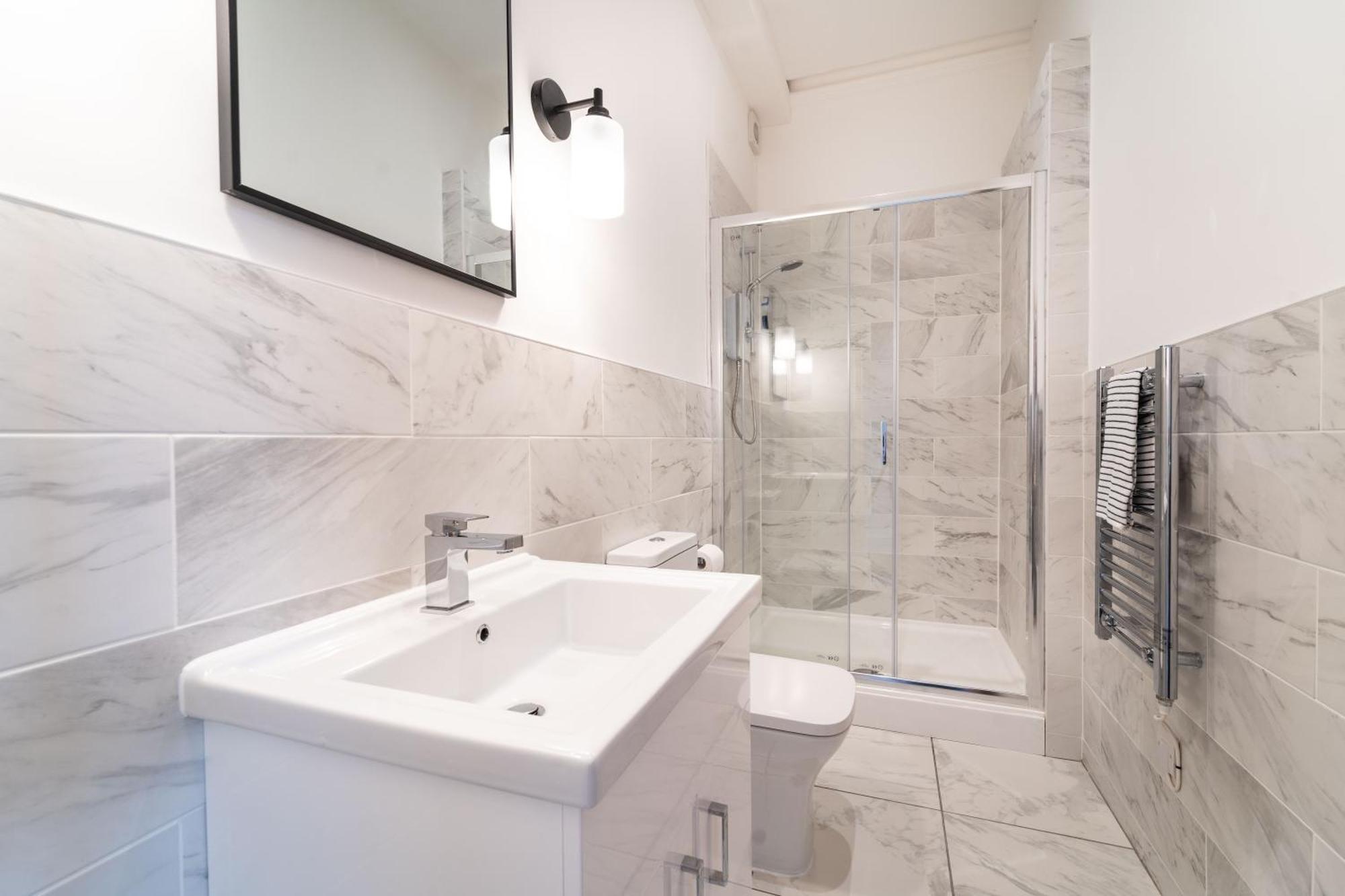 2 The Quadrant Luxury Apartments - Hoylake Exteriör bild