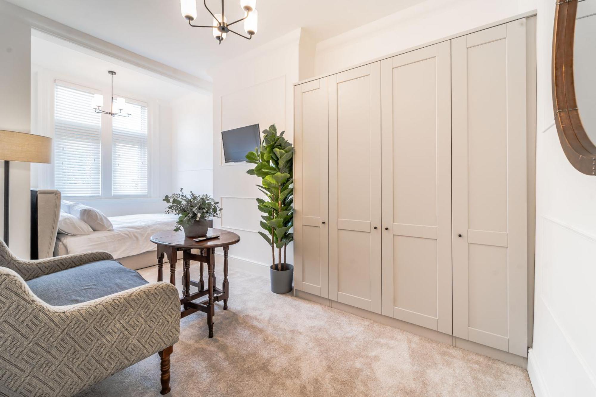 2 The Quadrant Luxury Apartments - Hoylake Exteriör bild